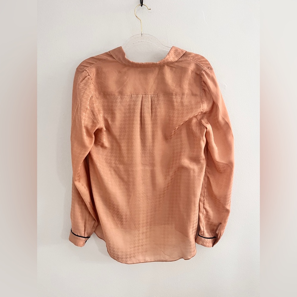 Gap Houndstooth Button Down Long Sleeve Blouse - image 2